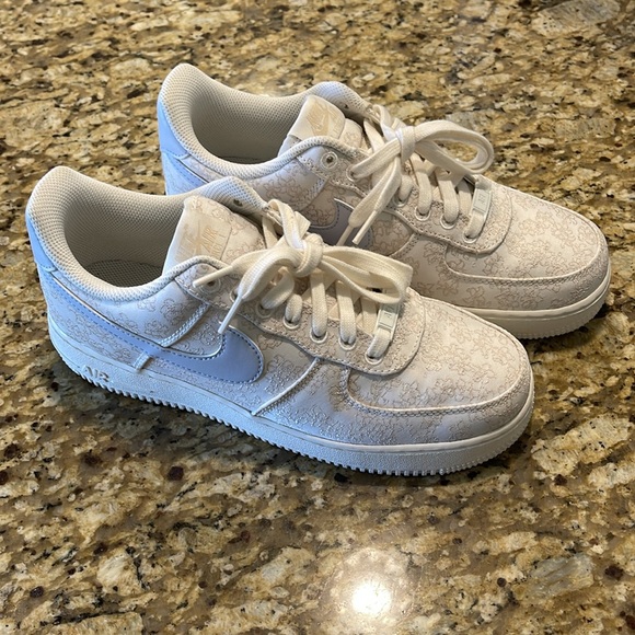 🌸 Nike Air Force 1 '07 SE Jacquard 'Floral Embroidery' DR6402-900 Women’s 8.5 - Picture 5 of 13